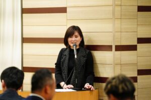 司会進行者